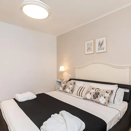 Terrace Lux Apartment *